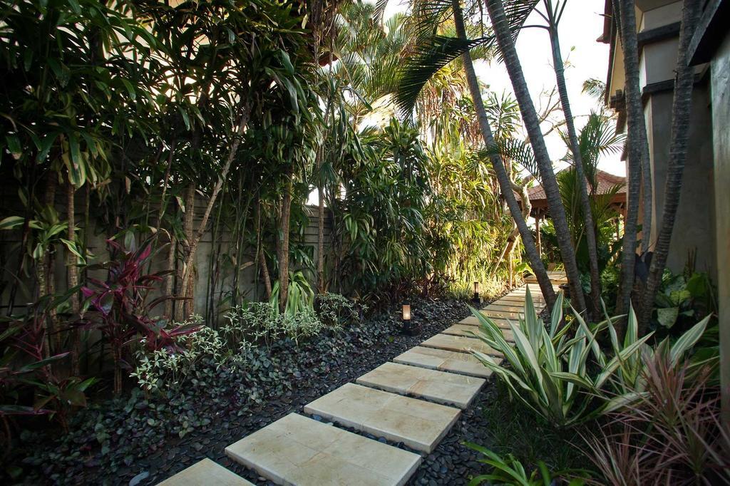 Sundara Oceanside Villa Tanah Lot Exterior foto